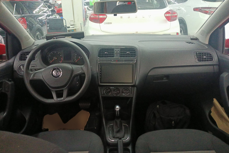 大众 Polo 2016款 1.4L 自动风尚型中控内饰12