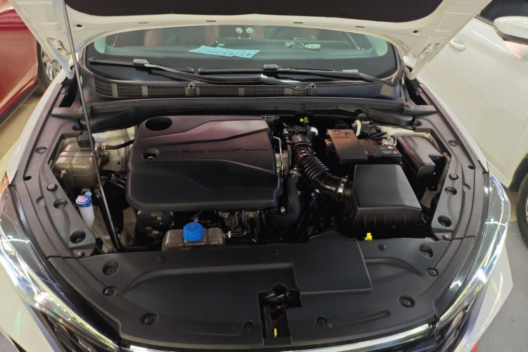 长安 逸动 2023款 畅享版 PLUS 蓝鲸NE 1.4T GDI DCT尊贵版局部细节24