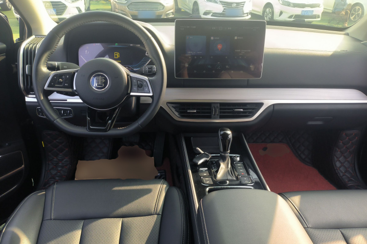 比亚迪 唐 2018款 2.0T 自动智联尊荣型 7座 国V中控内饰7002