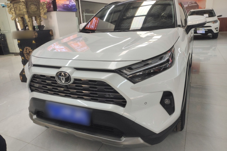 丰田 RAV4荣放 2024款 2.0L CVT两驱风尚Plus版车身外观2
