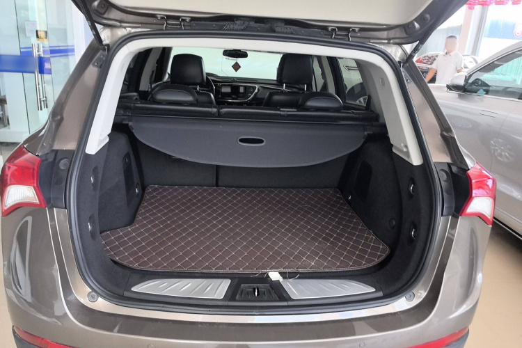 别克 昂科威 2019款 20T 两驱领先型 国VI中控内饰23