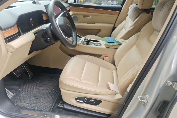 鸿蒙智行 问界M5 2023款 增程四驱智驾版中控内饰19