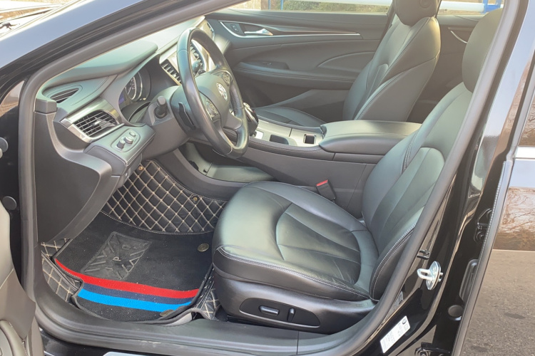 别克 君越 2022款 552T 豪华型局部细节19