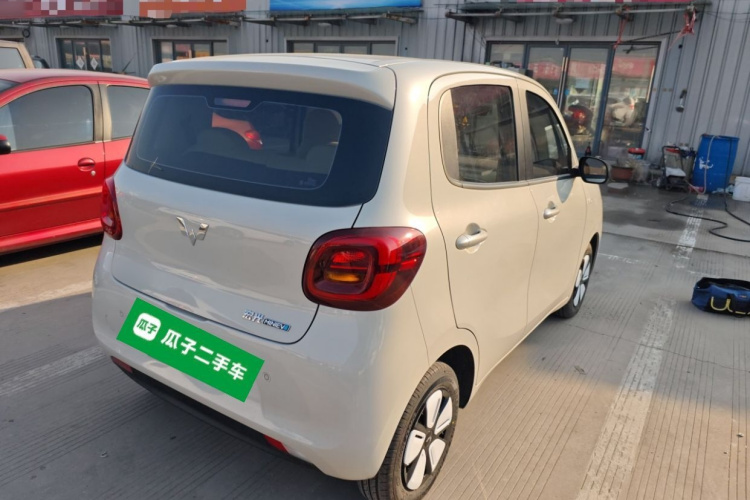 五菱汽车 宏光MINIEV 2025款 四门版 进阶款车身外观7