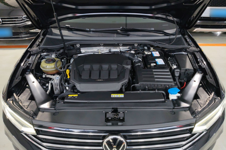 大众 迈腾 2020款 330TSI DSG 领先型机舱底盘24