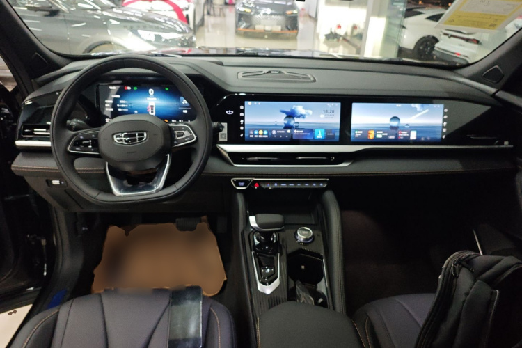 吉利汽车 星越L 2024款 2.0TD DCT EVO两驱长风版中控内饰7002