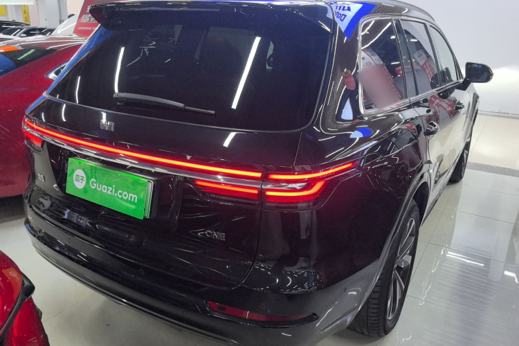 理想汽车 理想ONE 2021款 增程6座版车身外观7