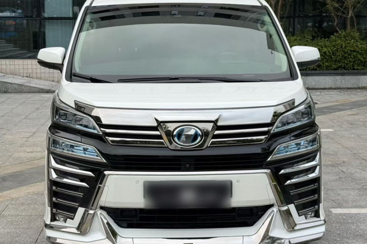 丰田 威尔法 2020款 双擎 2.5L HV豪华版车身外观6006