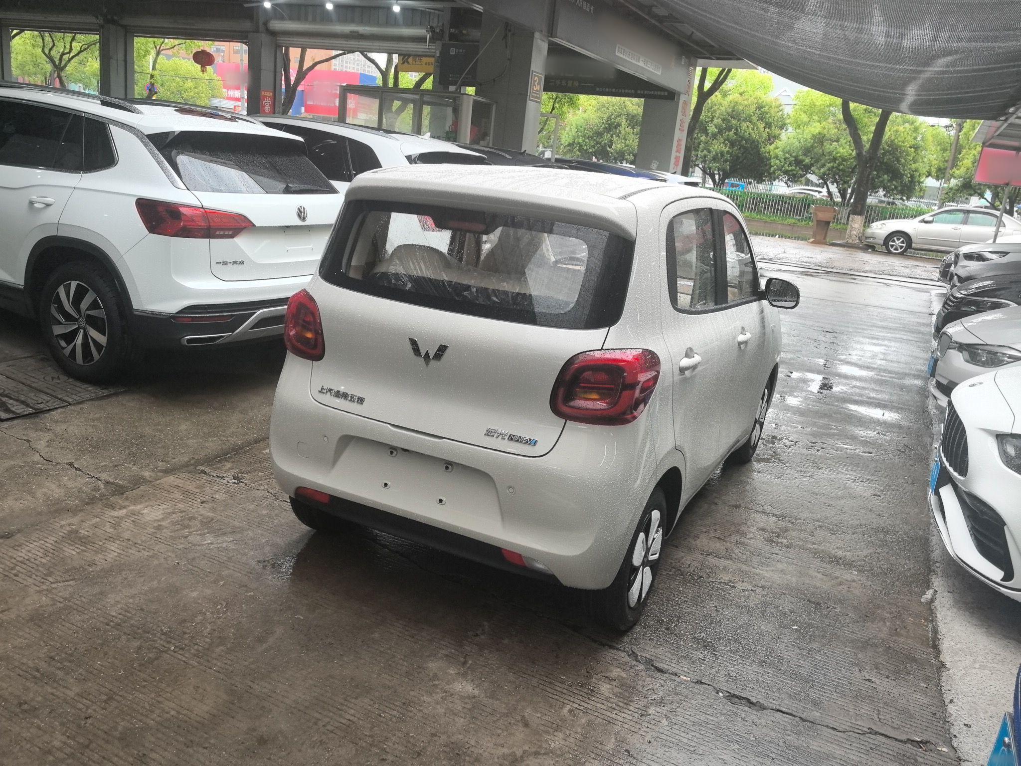 五菱汽车 宏光MINIEV 2025款 四门版 进阶款