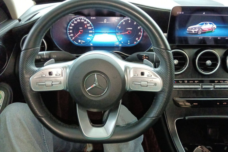 奔驰C级 2021款 C 200 L 时尚型运动版中控内饰13