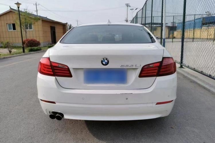 宝马5系 2013款 530Li 领先型车身外观6009