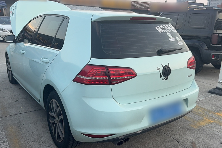 大众 高尔夫 2016款 230TSI 自动豪华型车身外观6005