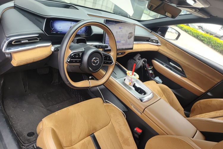 马自达EZ-6 2024款 增程200智尊版中控内饰7002