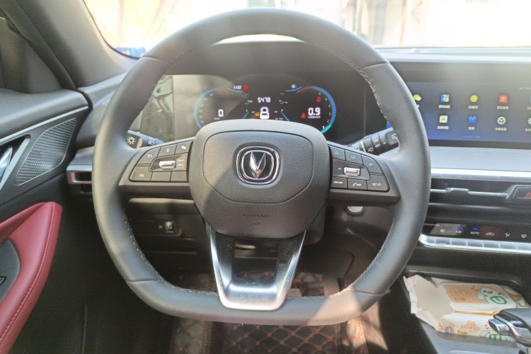 长安CS35PLUS 2021款 蓝鲸NE 1.4T DCT豪华型中控内饰13