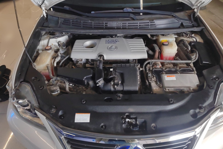 雷克萨斯CT 2014款 CT200h 精英版 单色机舱底盘24