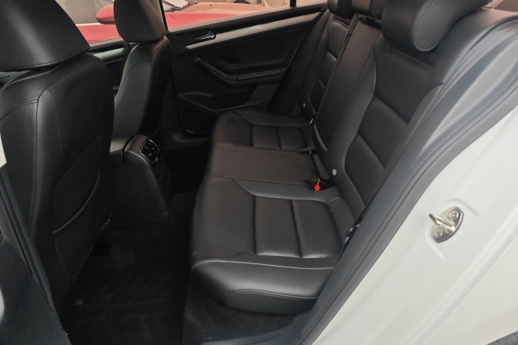 大众 速腾 2015款 1.6L 手动舒适型中控内饰21