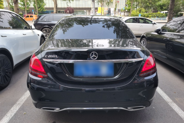 奔驰C级 2021款 C 260 L 运动版车身外观6004