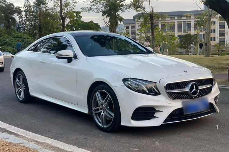 奔驰E级(进口) 2017款 E 200 4MATIC 轿跑车车身外观6004