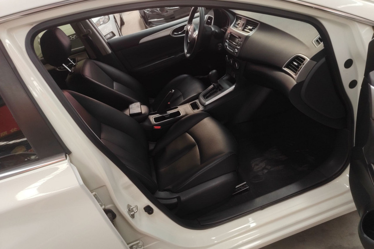 日产 轩逸 2021款 经典 1.6XL CVT豪华版局部细节41