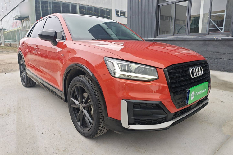 奥迪Q2L 2021款 35 TFSI 进取动感型车身外观3
