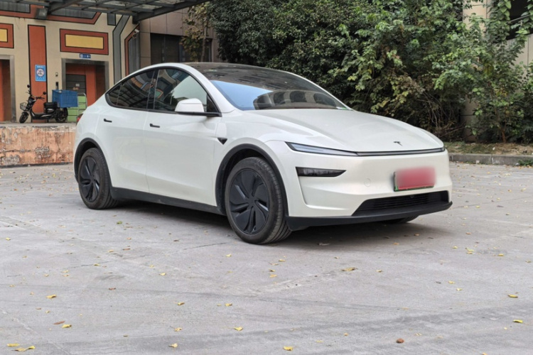特斯拉 Model Y 2025款 后轮驱动版车身外观6006