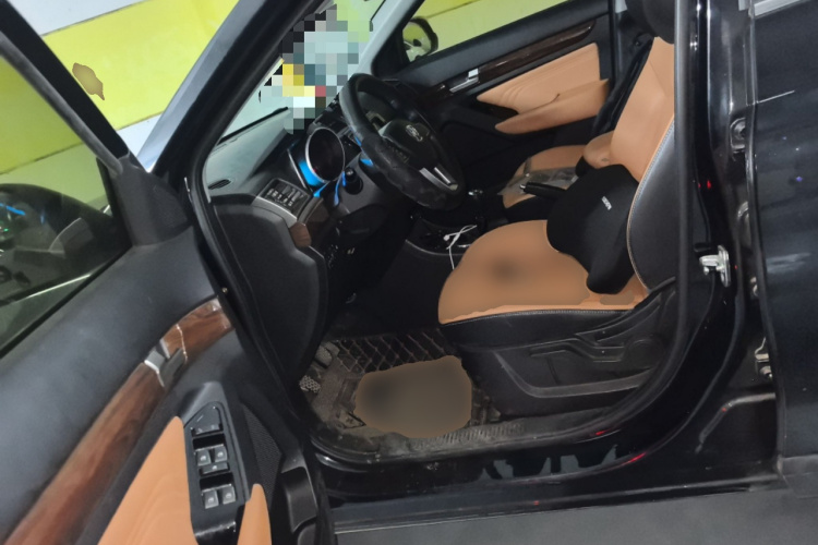 北汽威旺S50 2016款 1.5T 手动欢动精英型中控内饰20