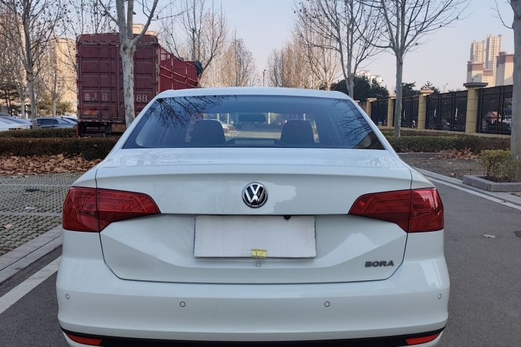 大众 宝来 2016款 1.6L 手动时尚型车身外观6006