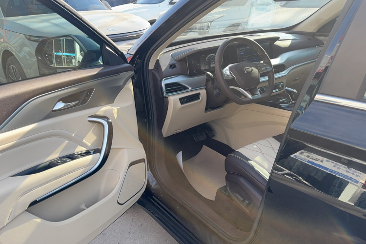 奔腾T77 2023款 1.5T 自动豪华型中控内饰7002