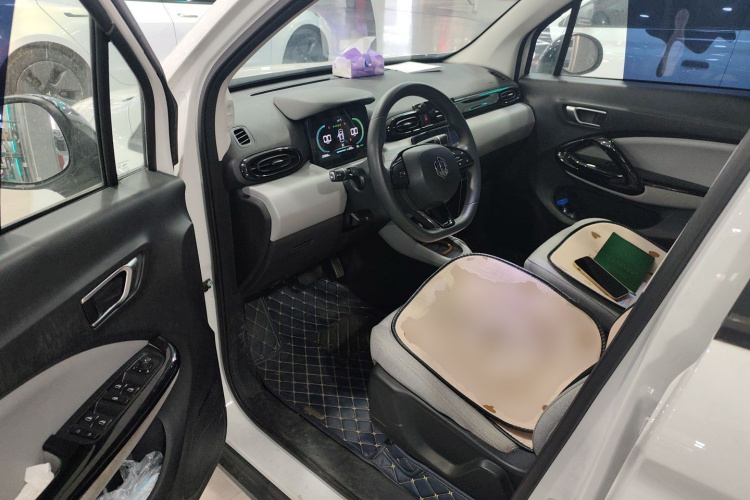 零跑汽车 零跑T03 2023款 310轻享版中控内饰20