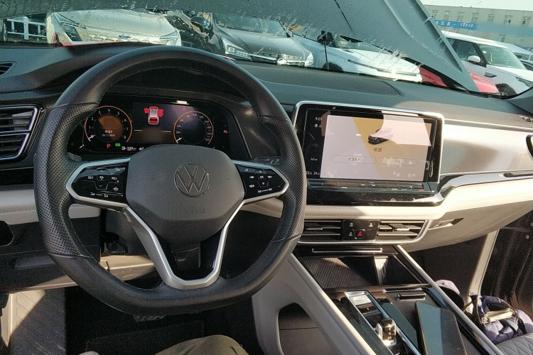 大众 途昂 2022款 380TSI 四驱豪华版中控内饰7002