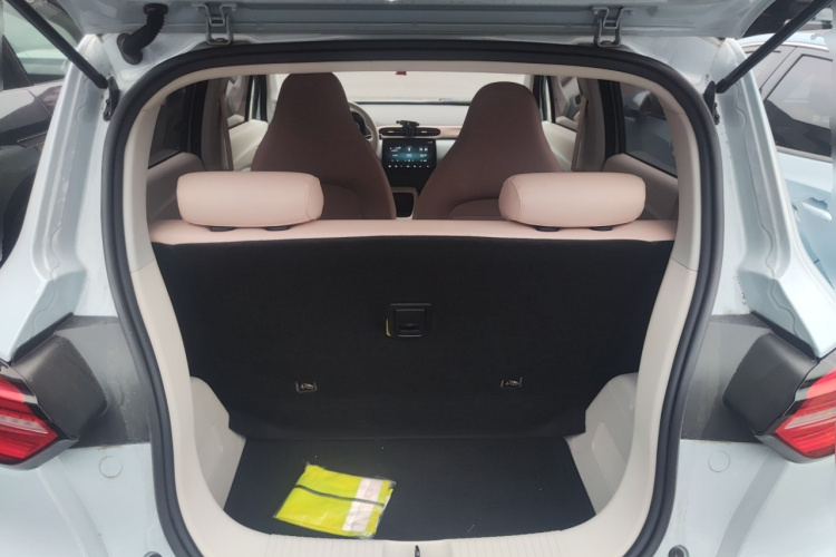 零跑汽车 零跑T03 2023款 310轻享版中控内饰23