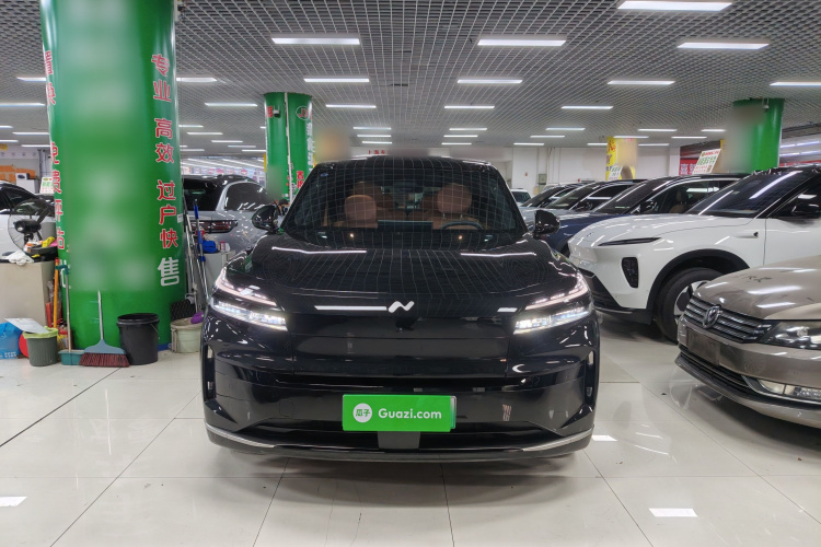 乐道L90 2025款 Max 六座版车身外观2