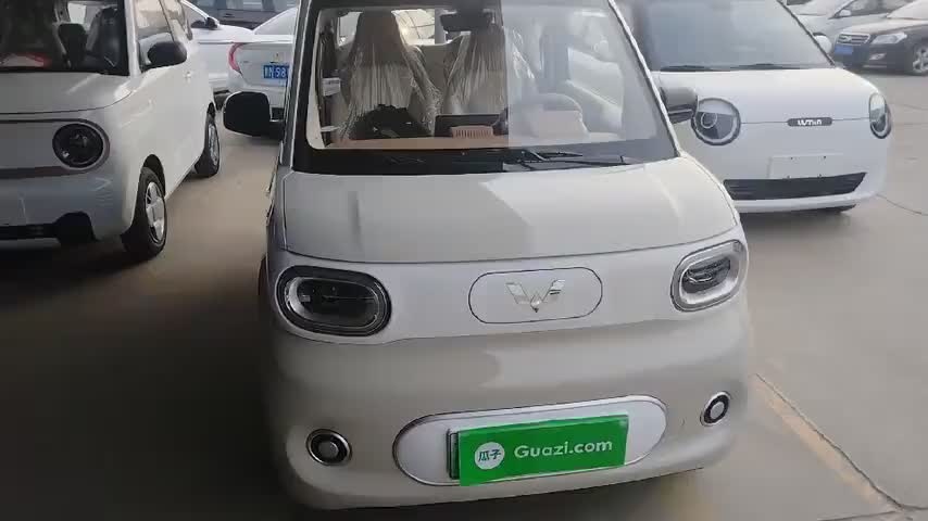 五菱汽车 宏光MINIEV 2024款 第三代 215km 青春版实拍1