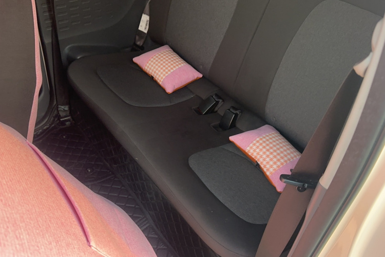 五菱汽车 宏光MINIEV 2021款 马卡龙臻享款 三元锂中控内饰7004