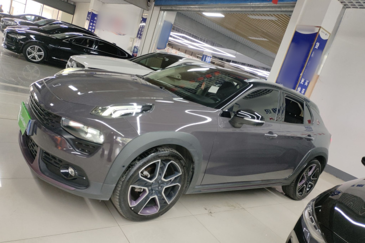 领克02 2019款 高能版 2.0T 自动两驱耀Pro版 国VI车身外观4