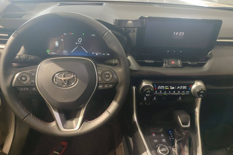 丰田 威兰达新能源 2023款 高性能版 2.5L 两驱劲擎版中控内饰12