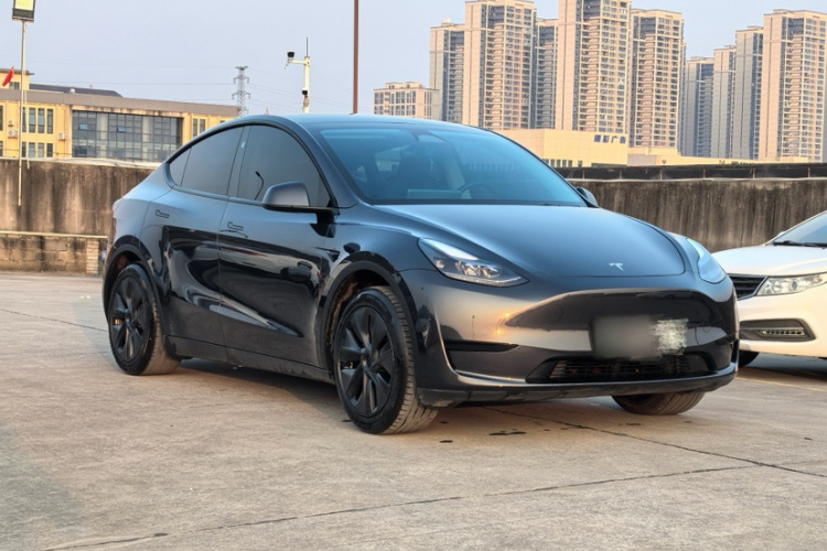 特斯拉 Model Y 2023款 后轮驱动版车身外观6006
