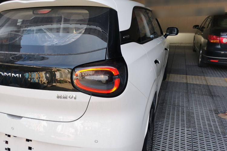 东风纳米 纳米01 2024款 焕新版 330 Plus智+车身外观6006