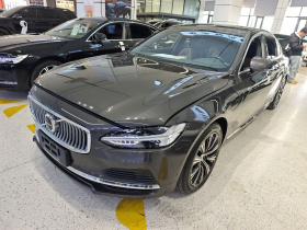 沃尔沃S90新能源 2021款 T8 E驱混动 智雅豪华版