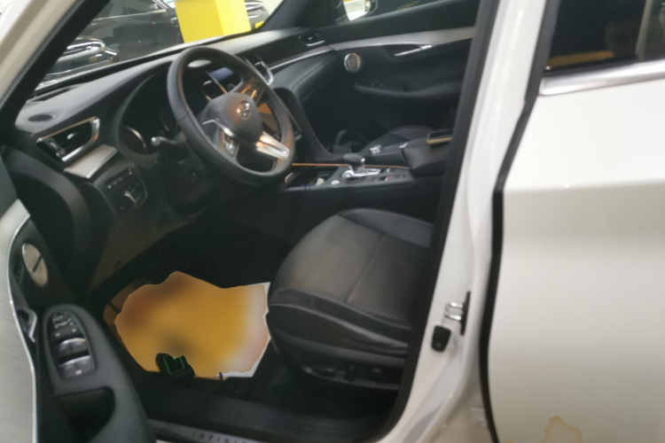 英菲尼迪QX50 2020款 2.0T 四驱旗舰版局部细节19