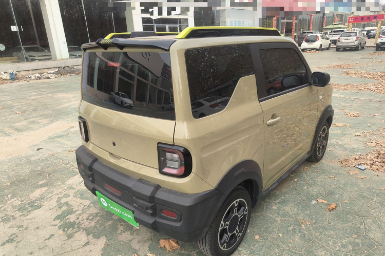 吉利银河 2025款 210km 熊猫骑士车身外观7