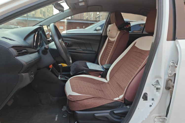 丰田 YARiS L 致享 2021款 1.5L CVT领先版中控内饰19