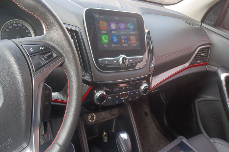 长安CS55 2018款 1.5T 自动炫色型 国V中控内饰7002