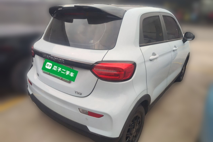 零跑汽车 零跑T03 2023款 310轻享版车身外观7