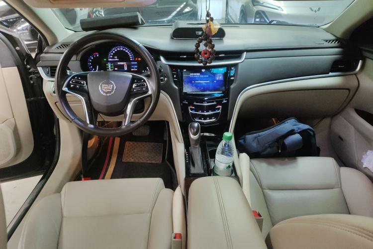 凯迪拉克XTS 2014款 28T 舒适型中控内饰7002