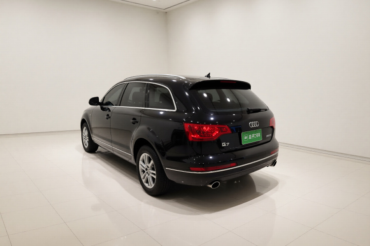 奥迪Q7 2014款 35 TFSI 进取型车身外观5