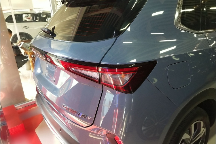 五菱汽车 五菱星辰 2022款 2.0L DHT电速款车身外观6