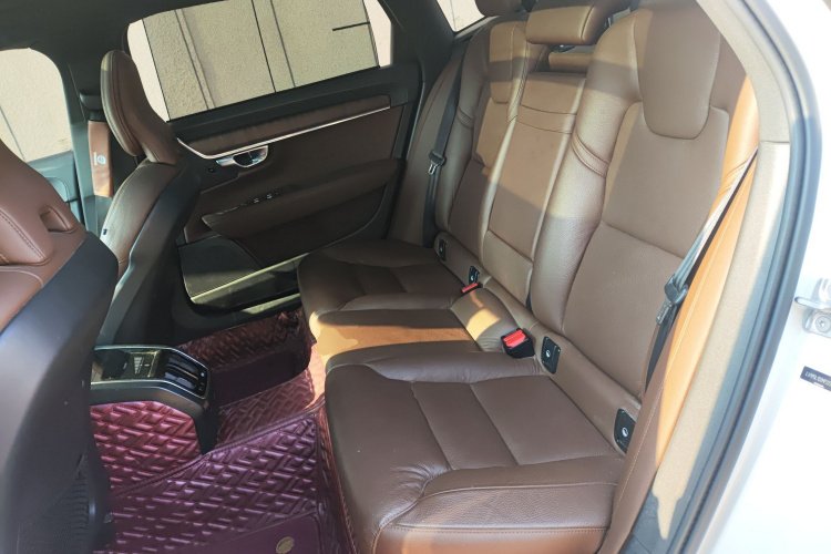 沃尔沃S90 2021款 B5 智远豪华版中控内饰21