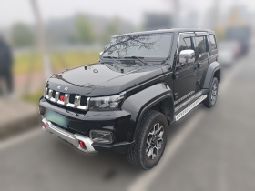 北京越野 北京BJ40 2019款 PLUS 2.3T 自动四驱尊享版 国VI