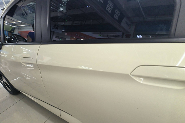 比亚迪 海豚 2023款 420km 时尚版车身外观4